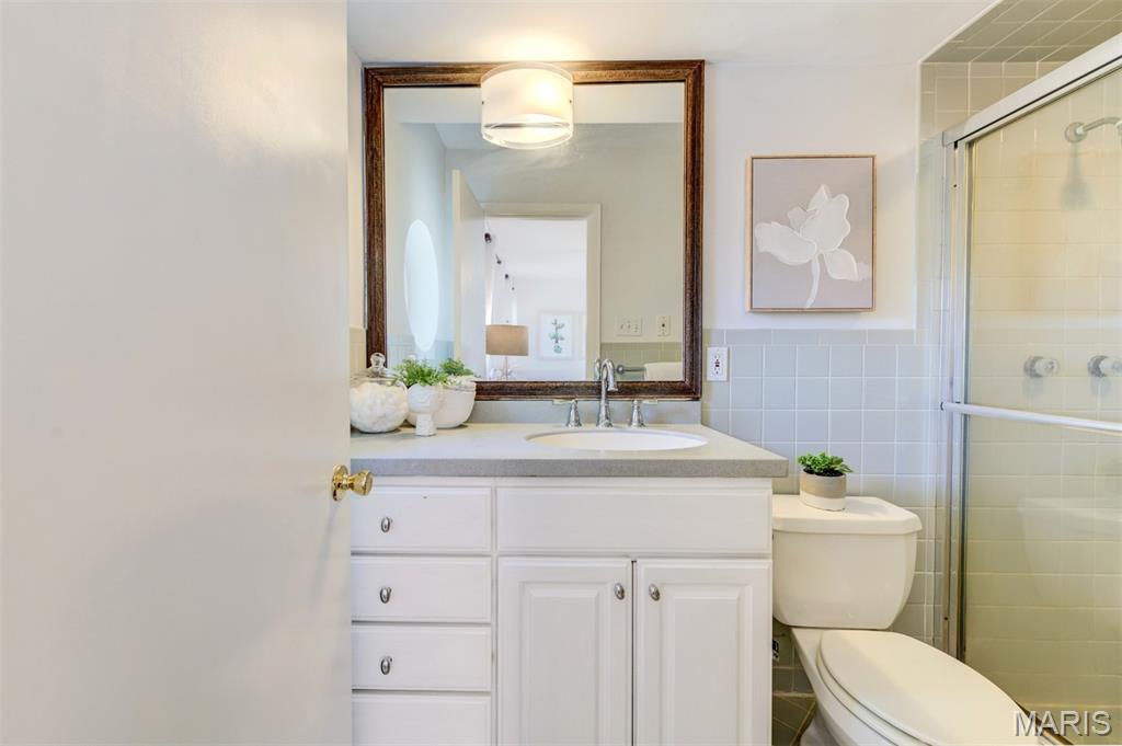 8016 Davis Drive Property Photo 32