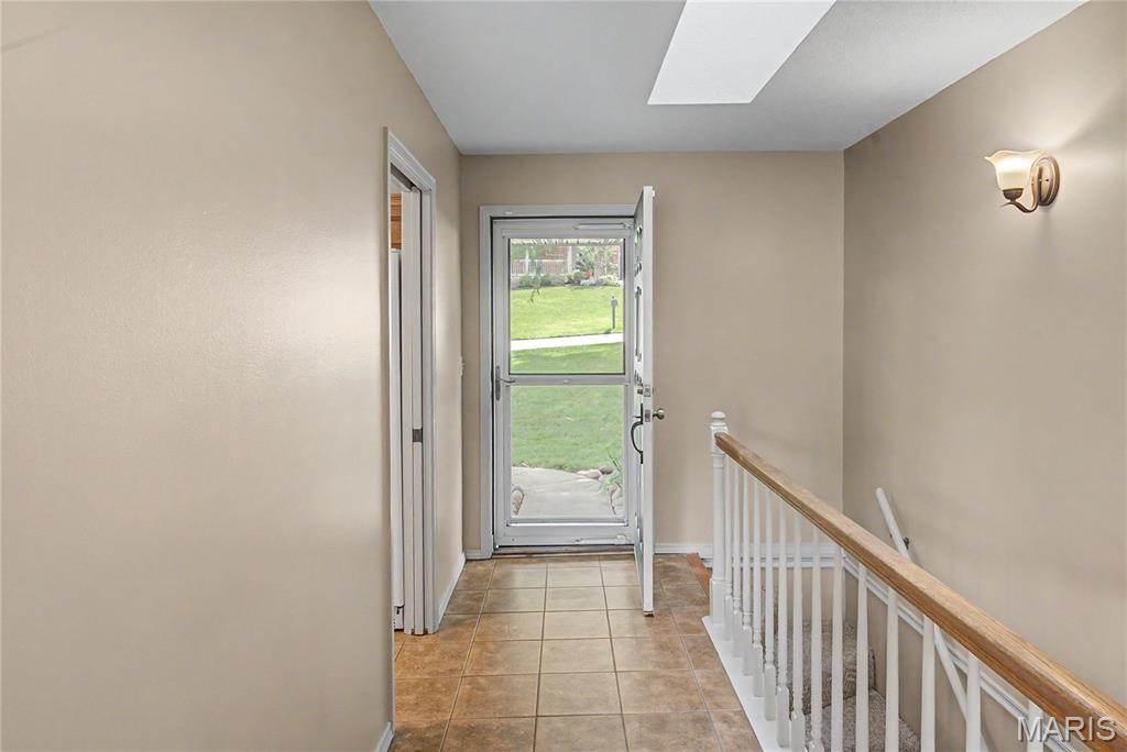 2001 Lee Drive Property Photo 8