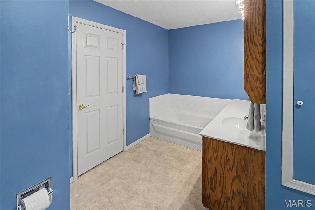 2001 Lee Drive Property Photo 19