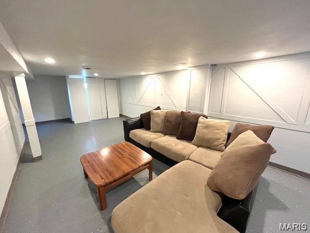 9438 Tiber Drive Property Photo 12