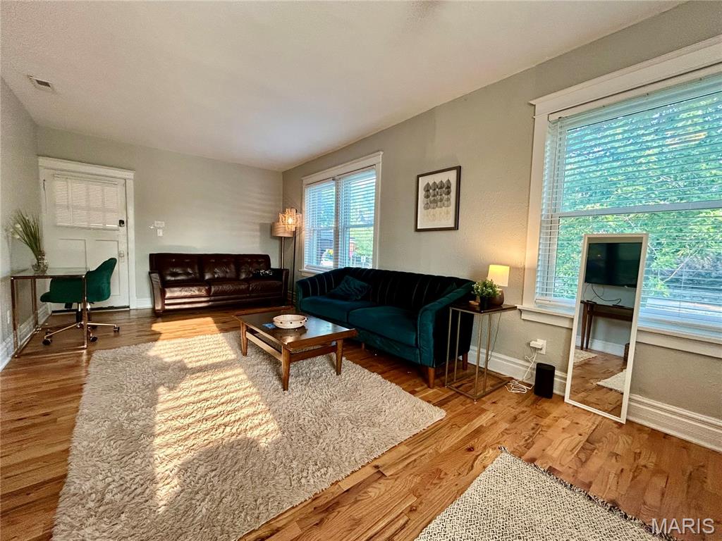 4459 Shaw Boulevard Property Photo 3