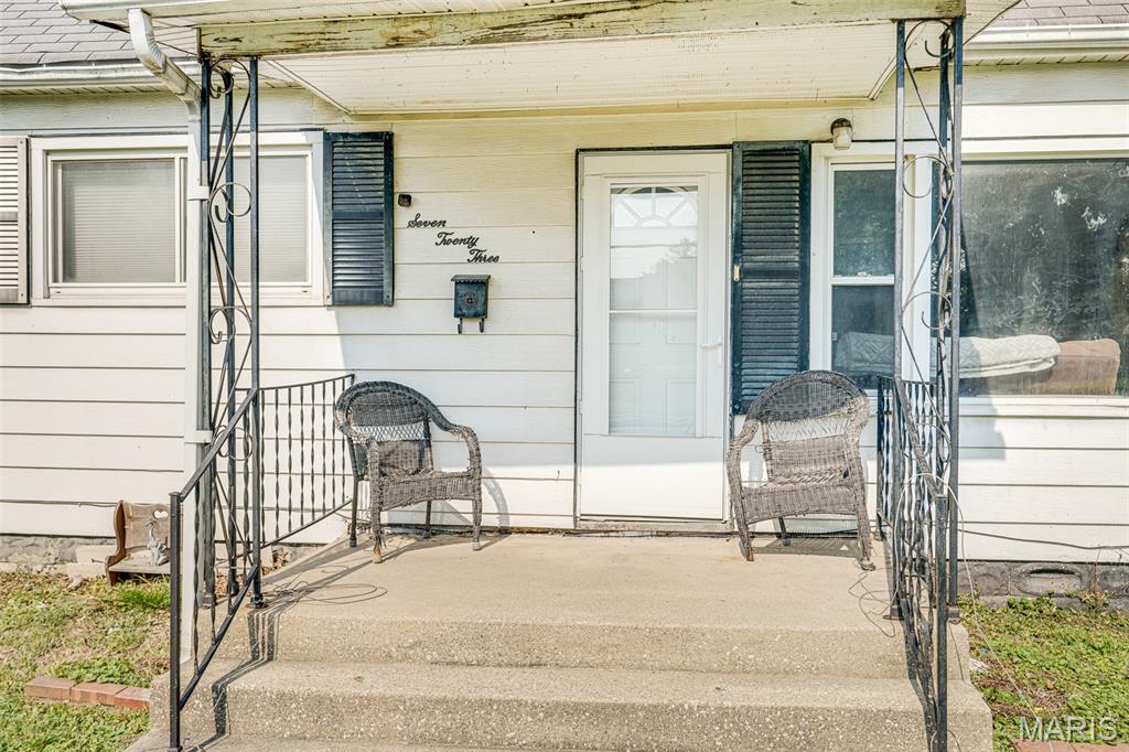 723 S Hackman Street Property Photo 4