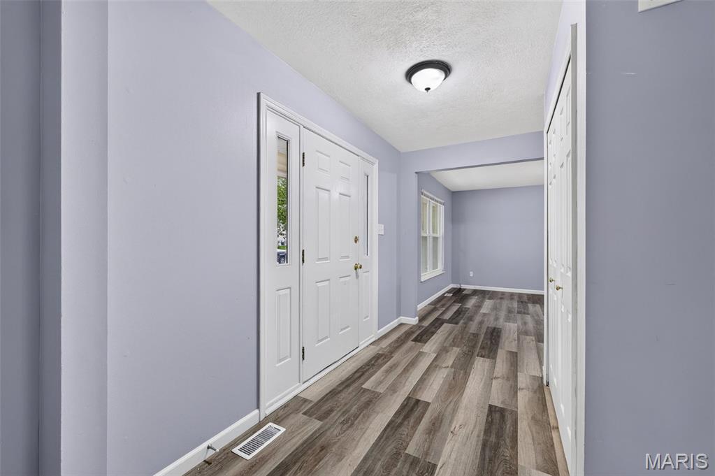 2947 Bromley Drive Property Photo 10