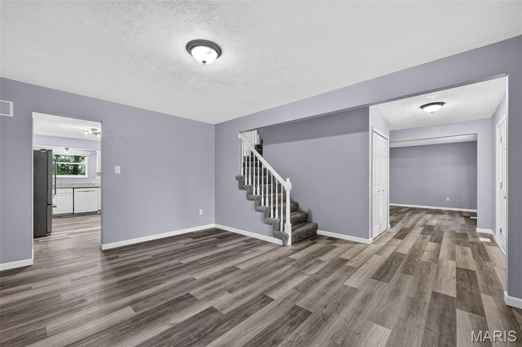 2947 Bromley Drive Property Photo 11