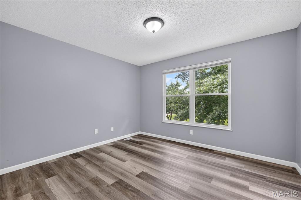 2947 Bromley Drive Property Photo 33