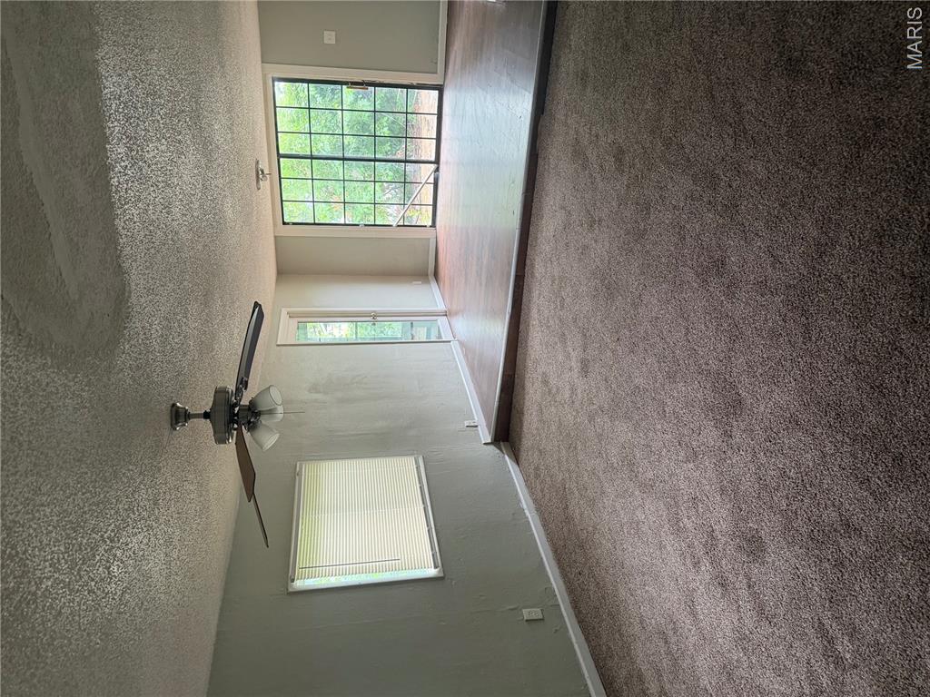 127 Donald Street Property Photo 8