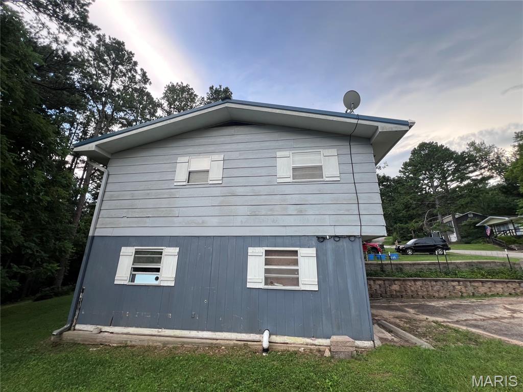 490 Skyview Drive Property Photo 3