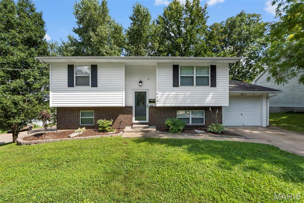 841 Greensferry Road Property Photo 1