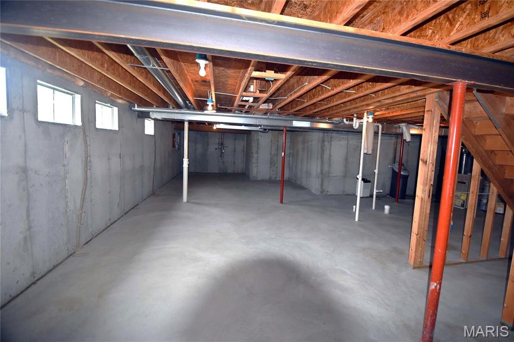 1002 Shire Lane Property Photo 16