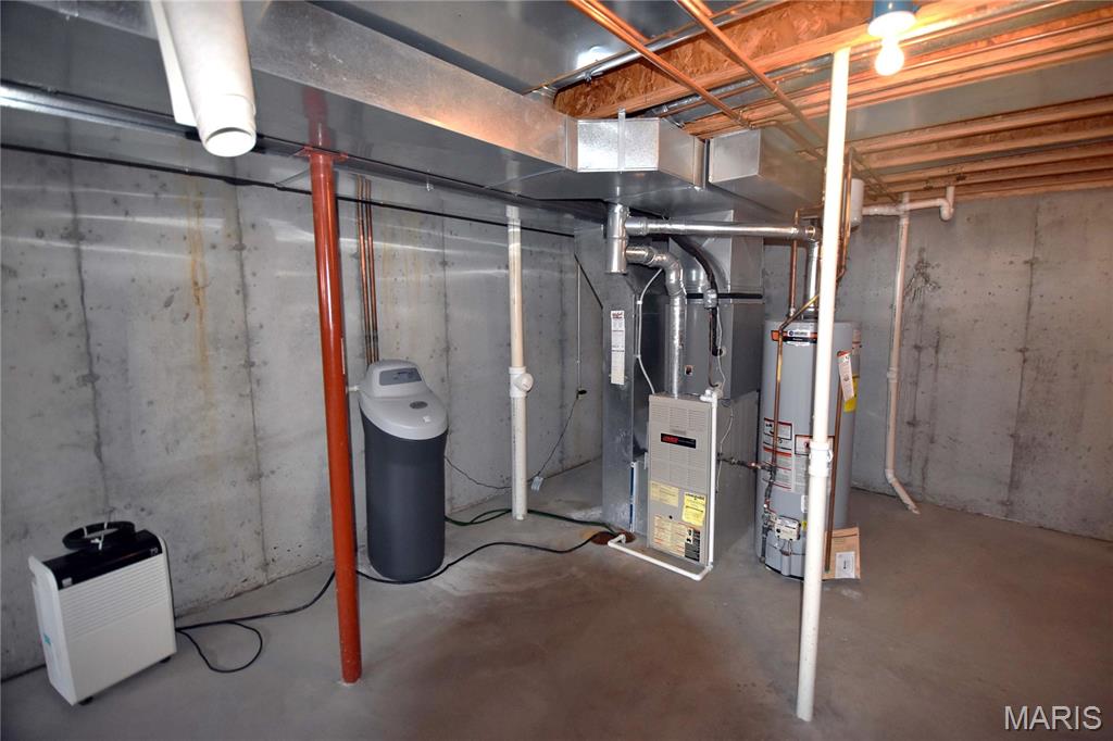 1002 Shire Lane Property Photo 17