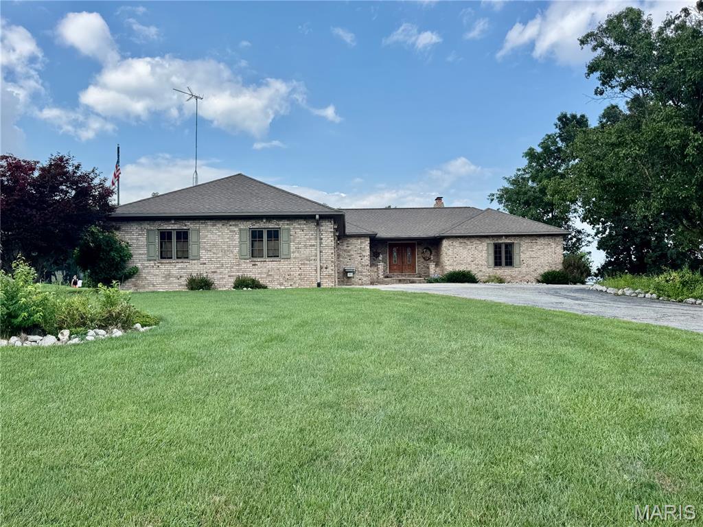 6 Willow Circle Drive Property Photo 1