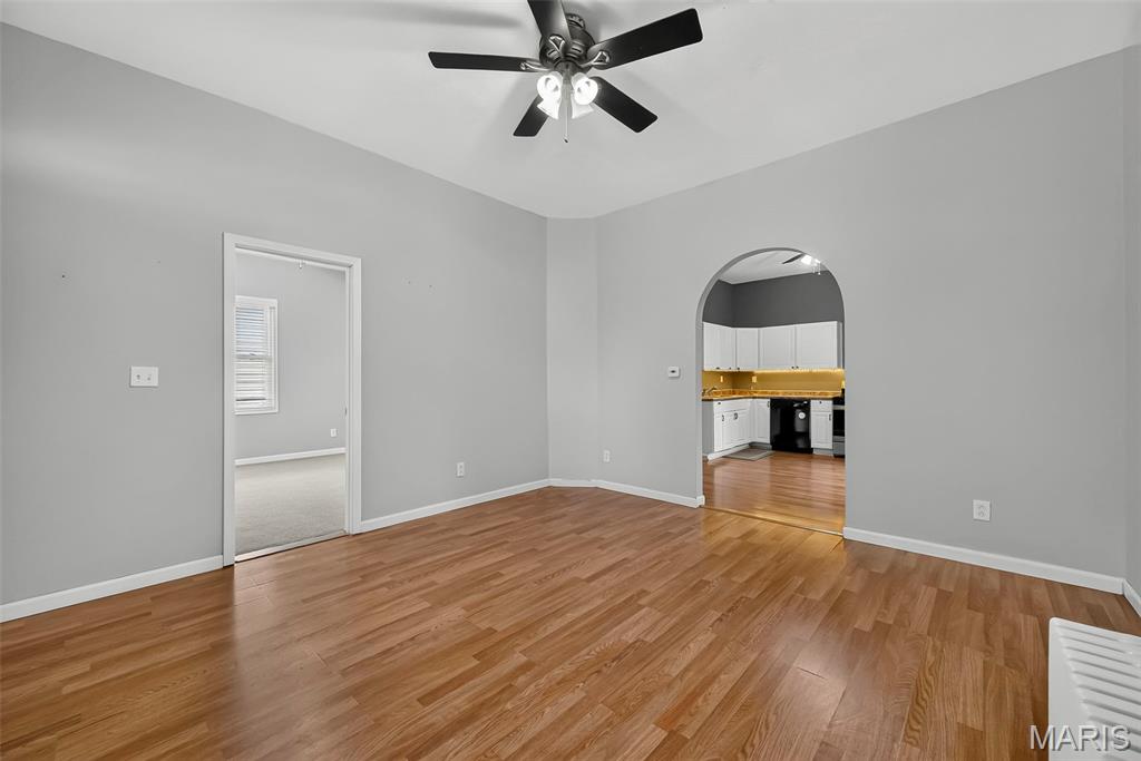 512 S Main Street Property Photo 5