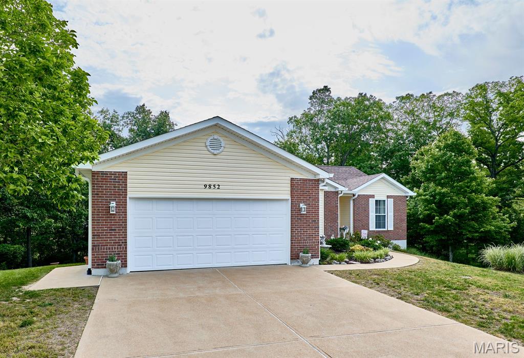 9852 Sand Castle Drive Property Photo 1