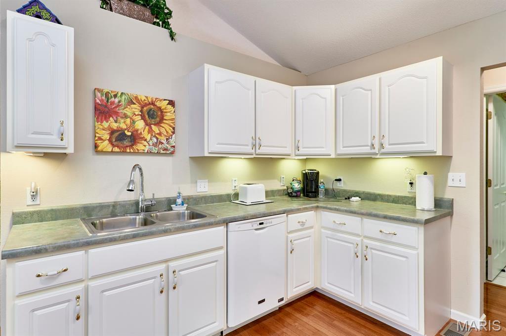 9852 Sand Castle Drive Property Photo 17