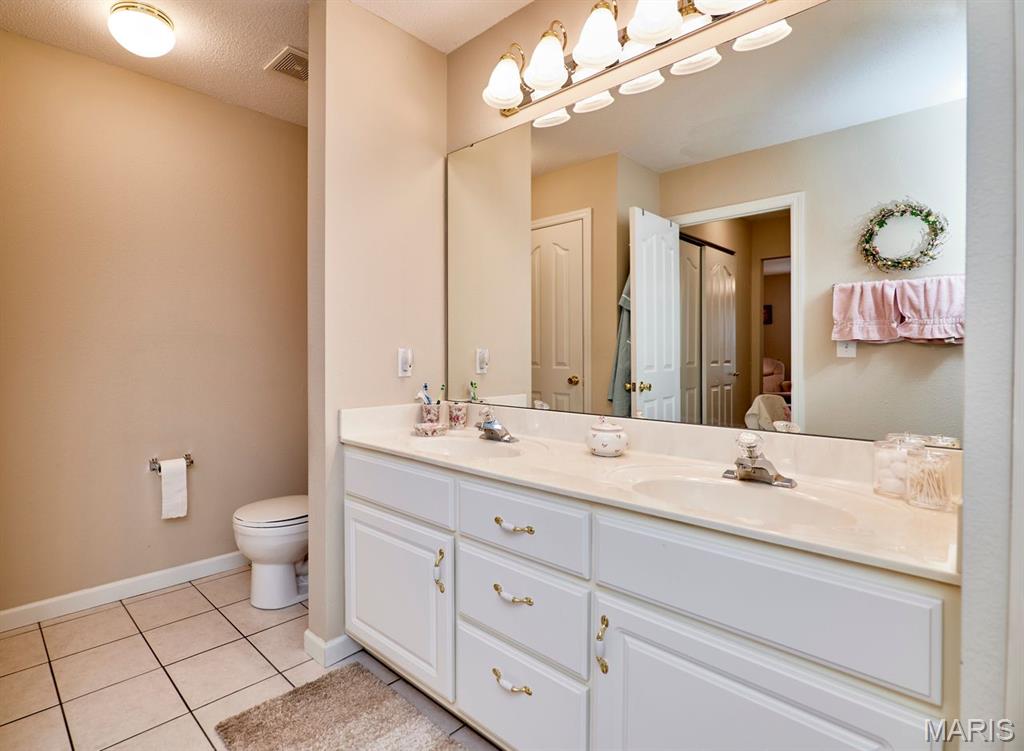 9852 Sand Castle Drive Property Photo 23