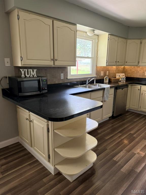 432 East Street Property Photo 11