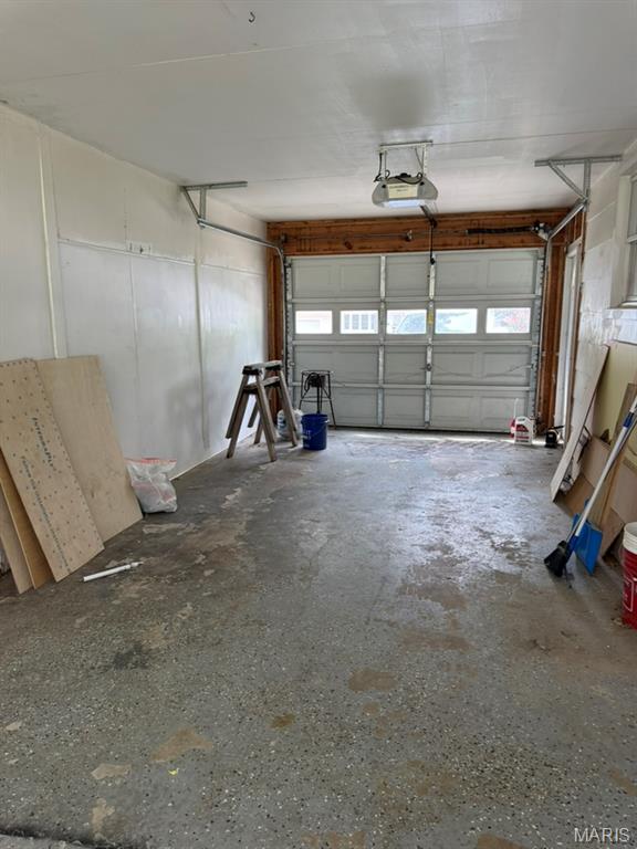 432 East Street Property Photo 28