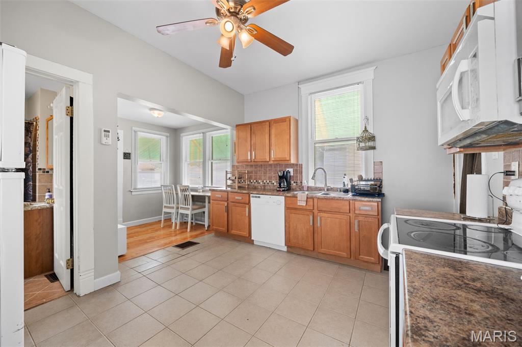 4333 Delor Street Property Photo 10