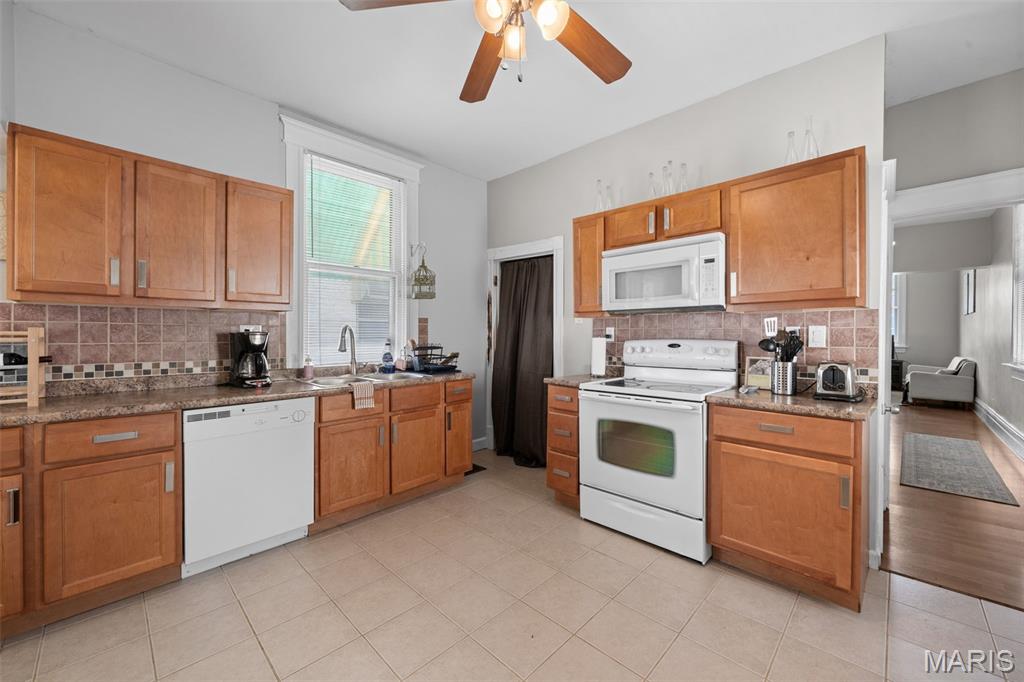 4333 Delor Street Property Photo 11