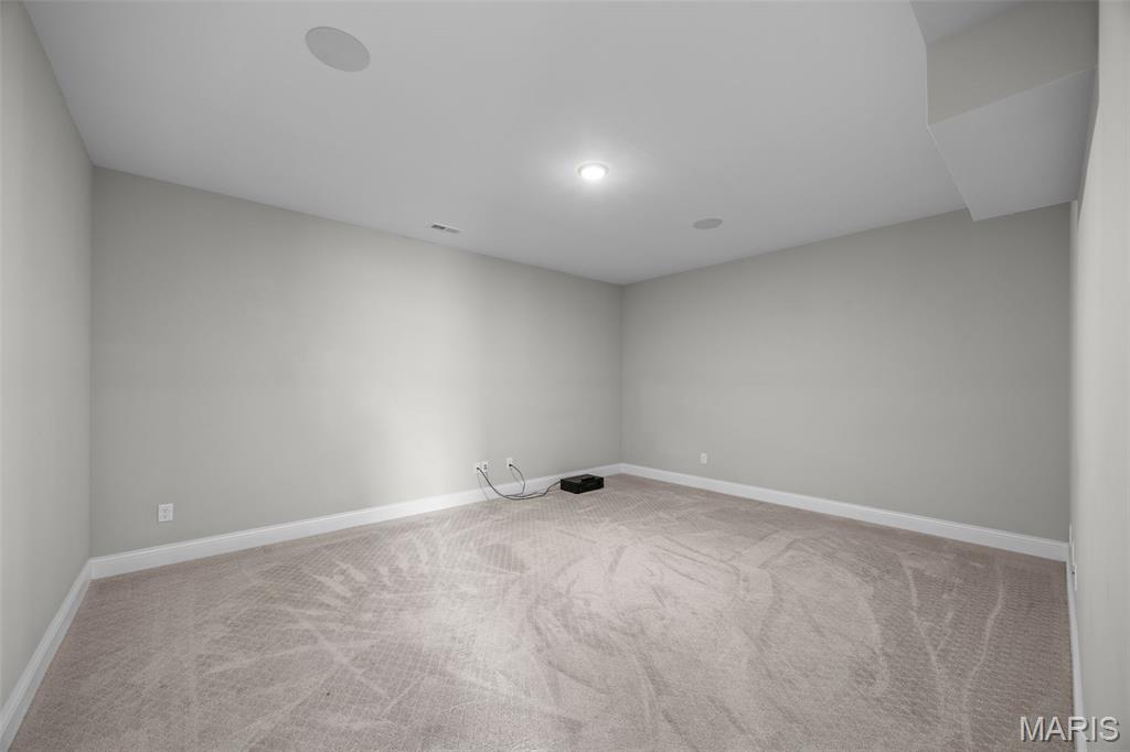 2453 Grover Ridge Drive Property Photo 28