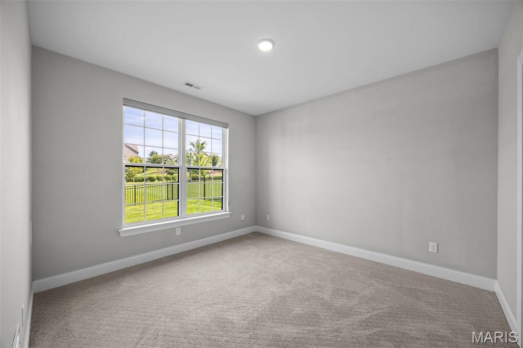 2453 Grover Ridge Drive Property Photo 30