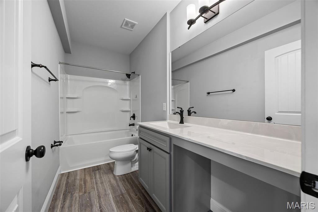 2453 Grover Ridge Drive Property Photo 32