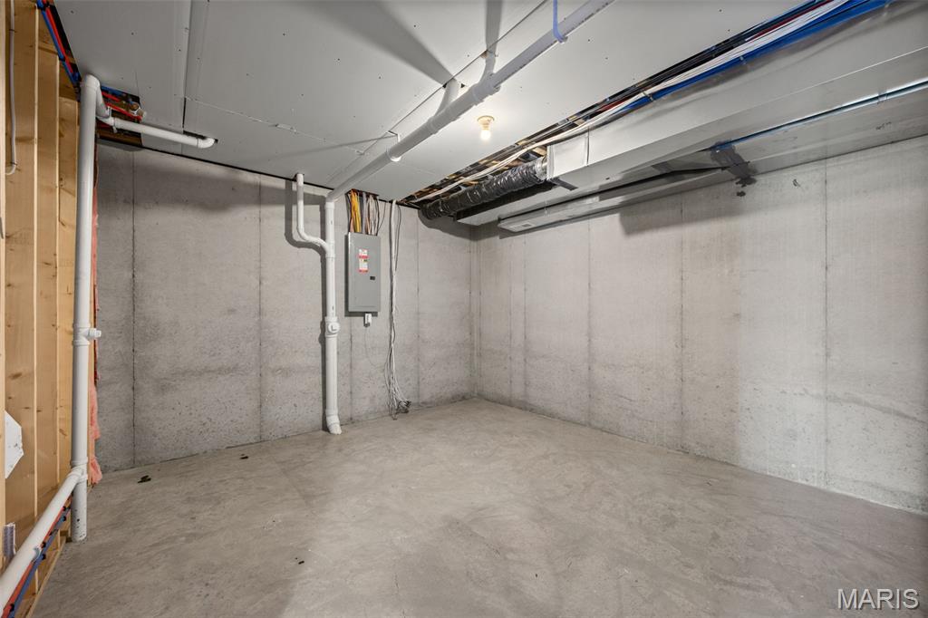 2453 Grover Ridge Drive Property Photo 33