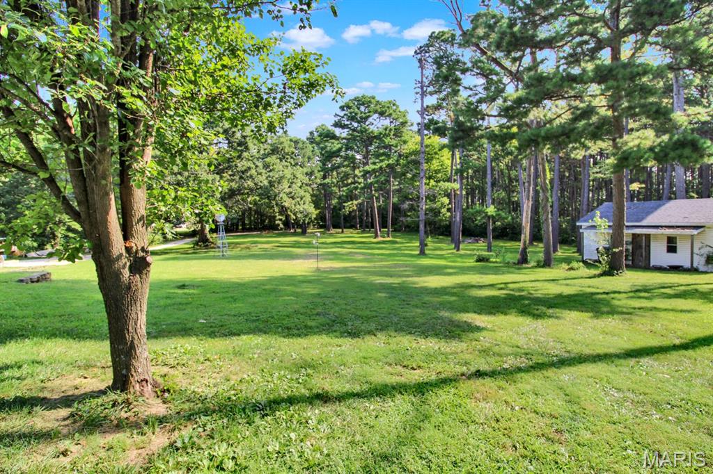 16461 Highway 63 Property Photo 4