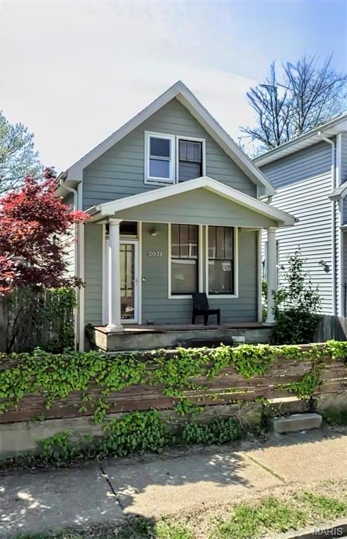 2021 Hereford Street