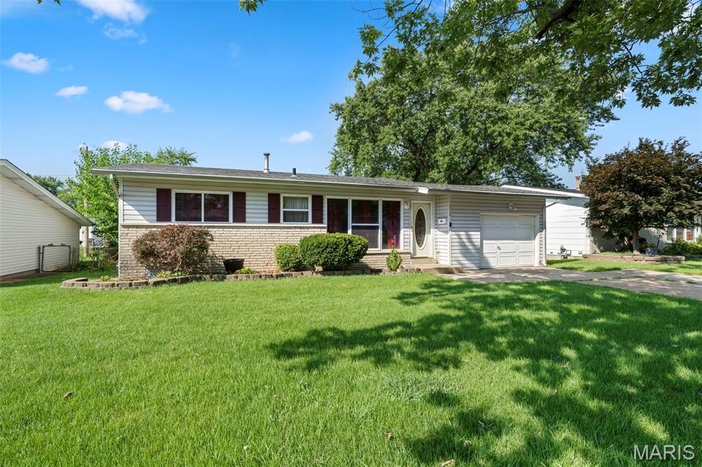 810 Carmelita Lane