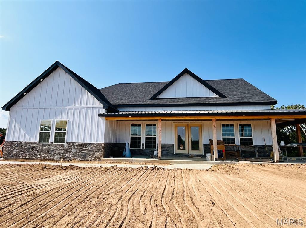 21875 Vineyard Outer Road Property Photo 1
