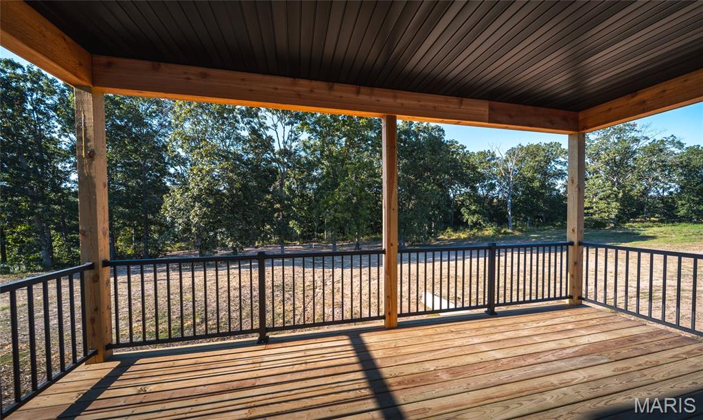 21875 Vineyard Outer Road Property Photo 31