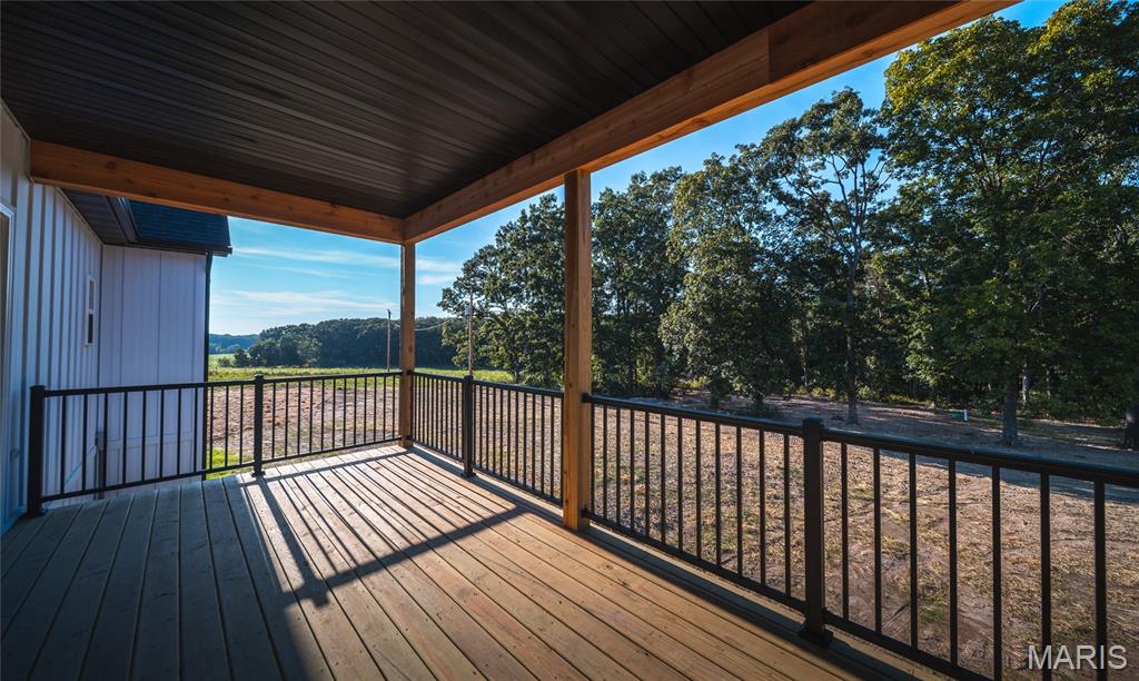 21875 Vineyard Outer Road Property Photo 32