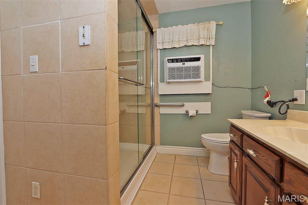 10288 State Highway W Highway Property Photo 28