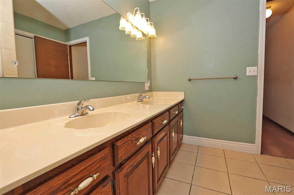 10288 State Highway W Highway Property Photo 29