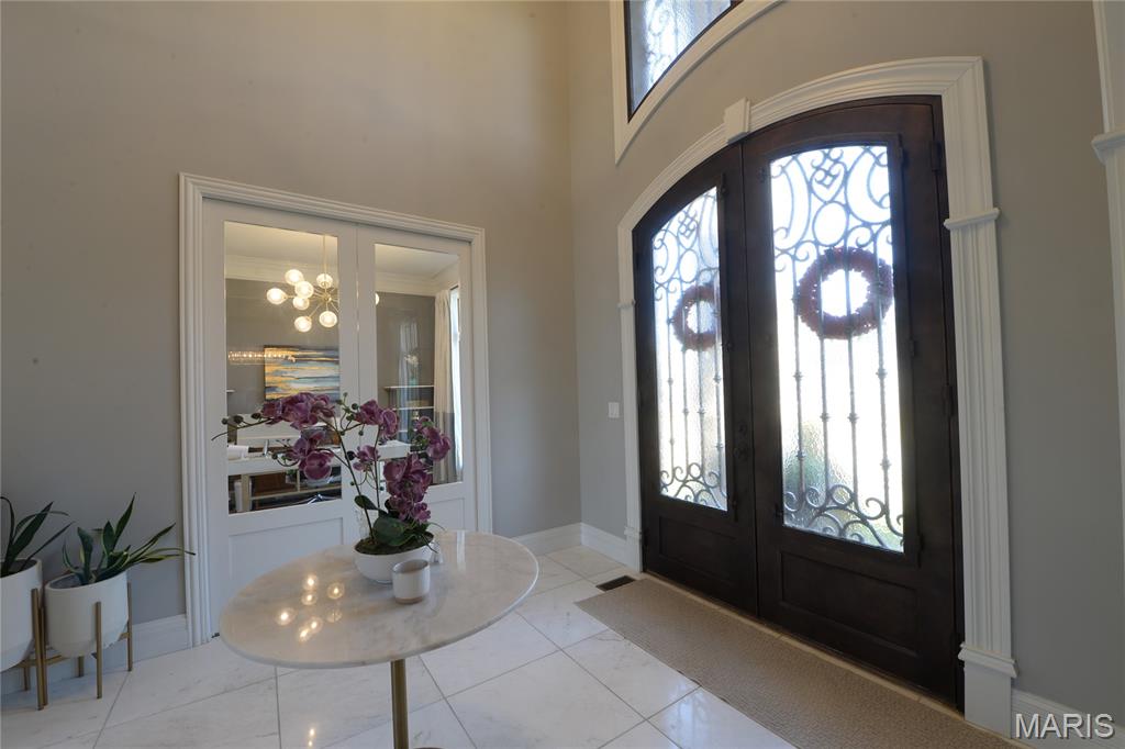 17016 Lakeside Ridge Property Photo 6