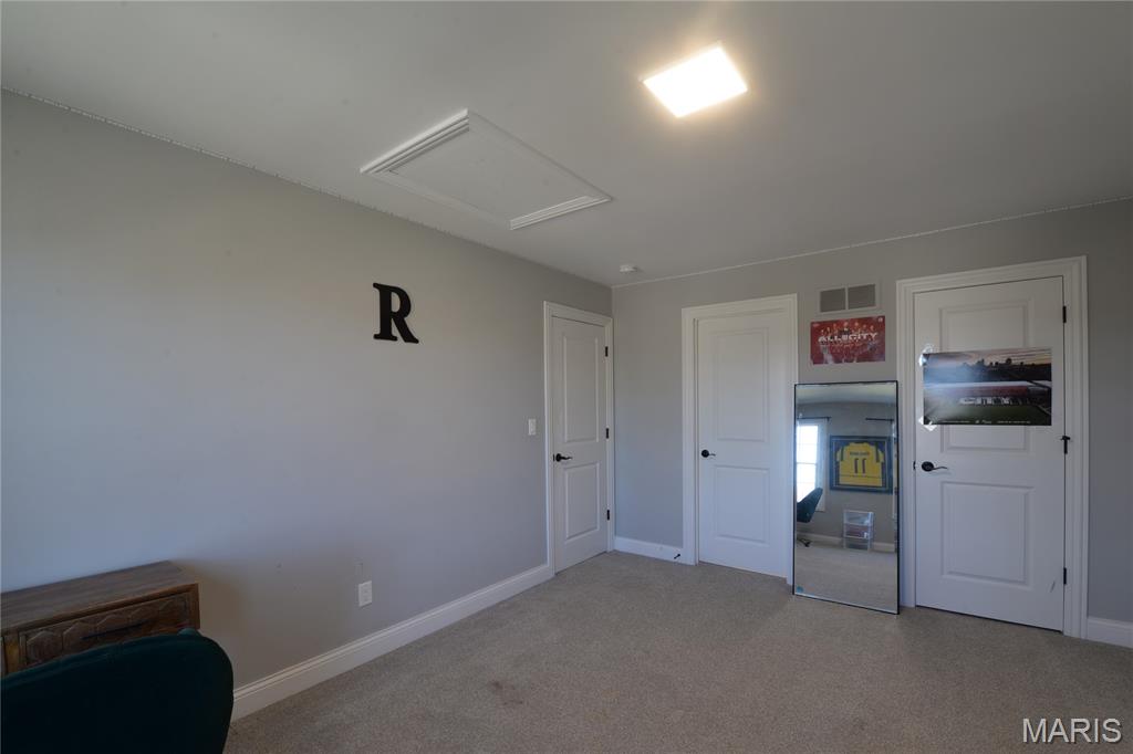 17016 Lakeside Ridge Property Photo 24