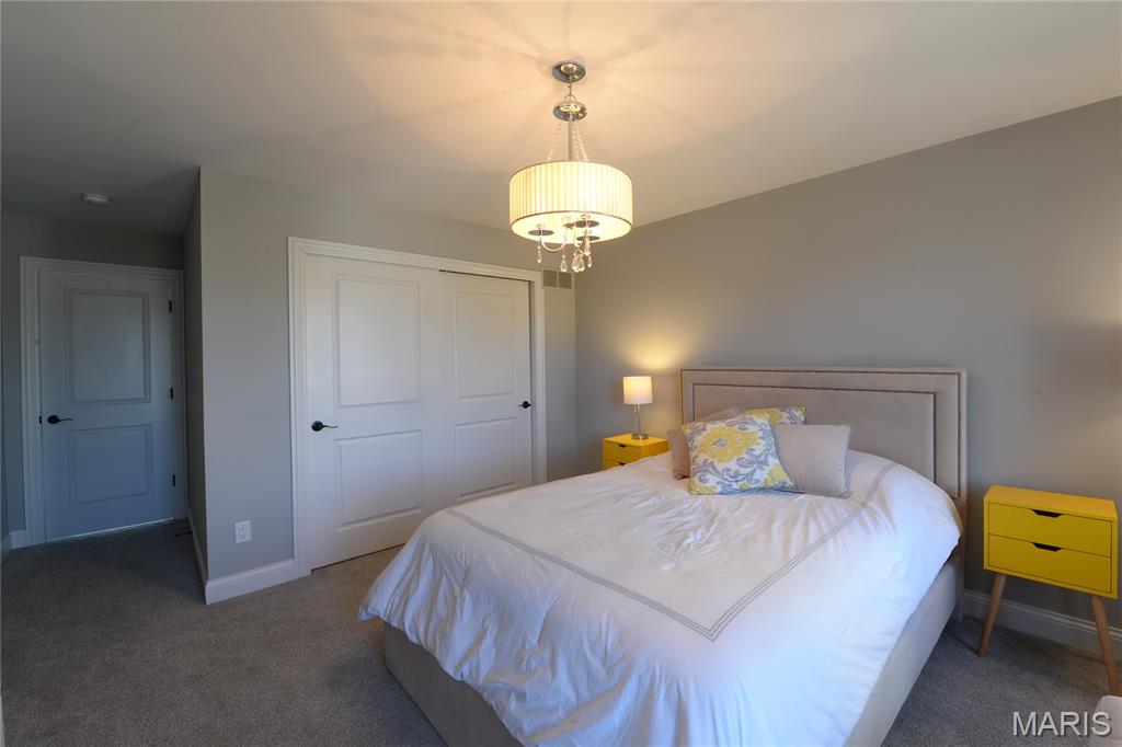 17016 Lakeside Ridge Property Photo 28