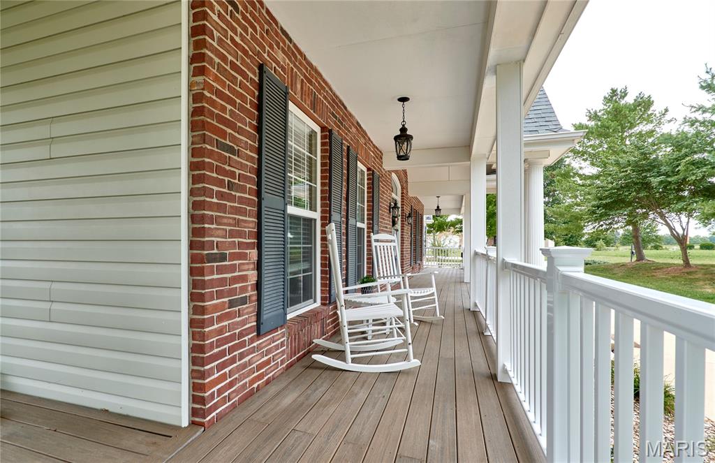 409 Westridge Drive Property Photo 4
