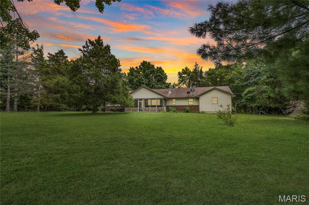 10289 Highway J Property Photo 1