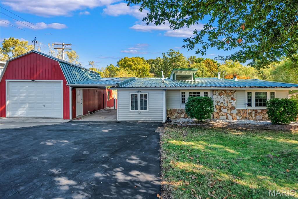 812 Pralle Lane