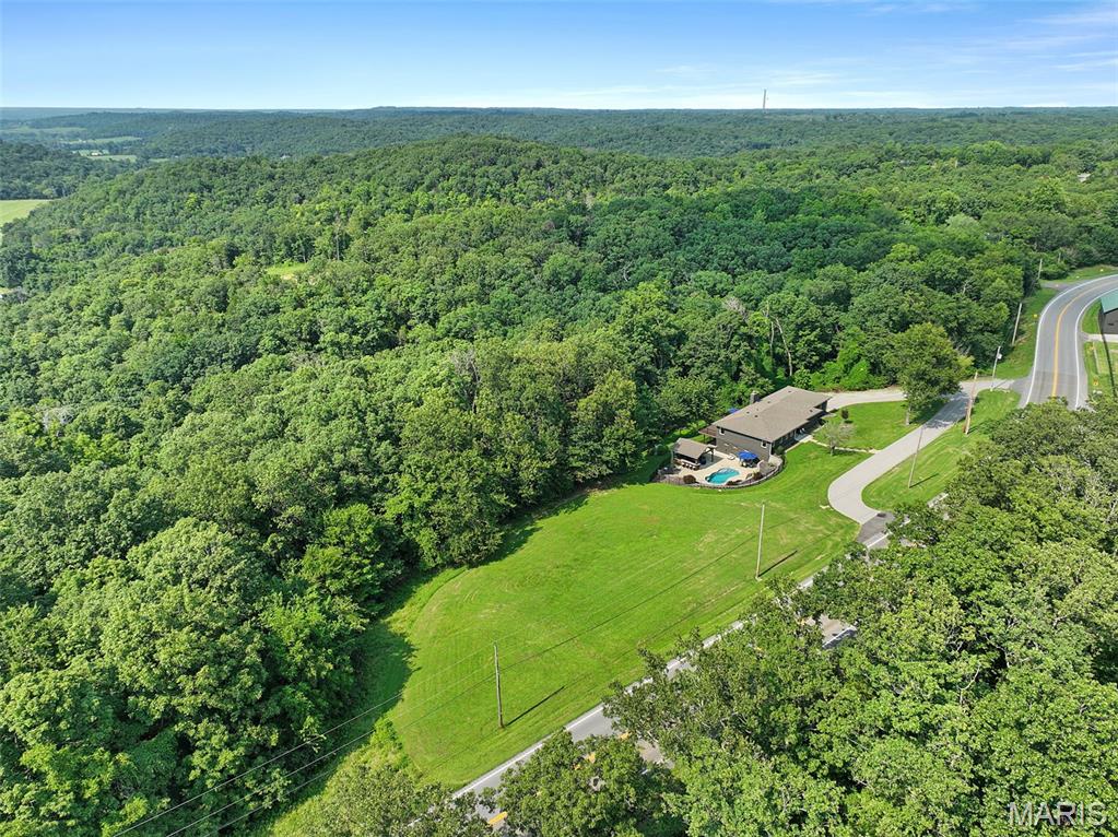 1863 Highway 100 Property Photo 13