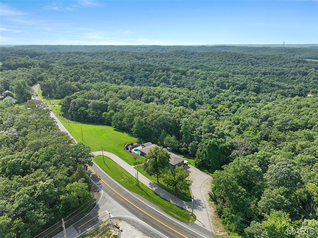 1863 Highway 100 Property Photo 14