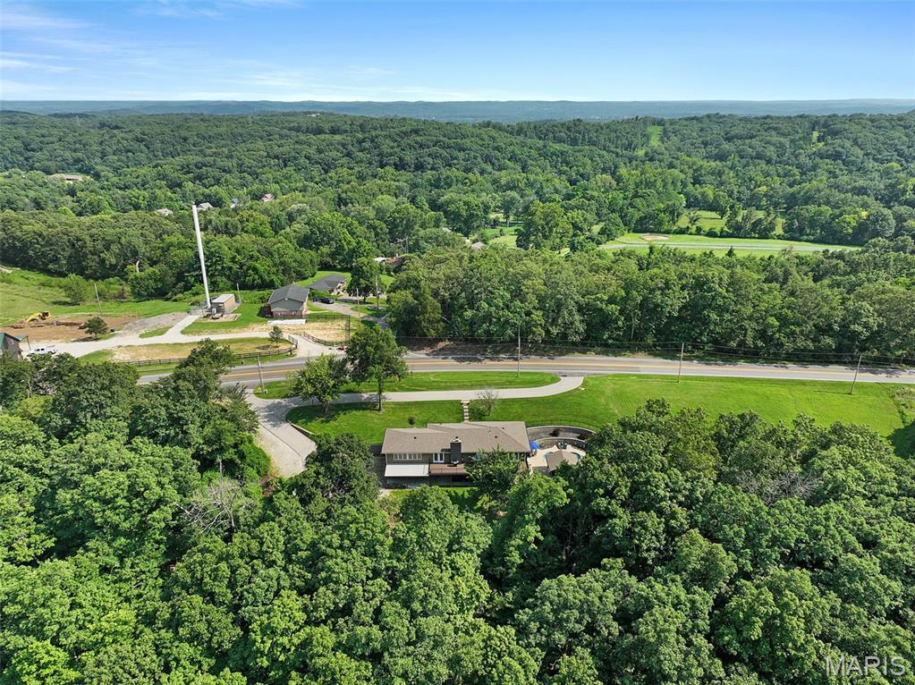 1863 Highway 100 Property Photo 18