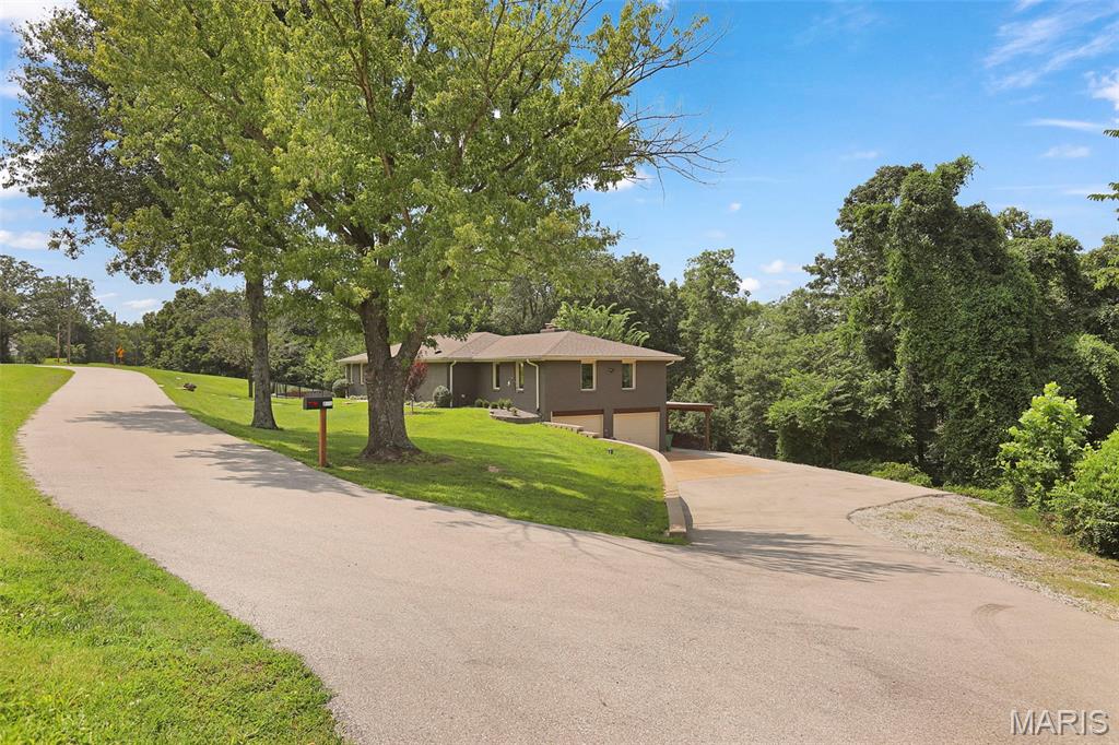 1863 Highway 100 Property Photo 19