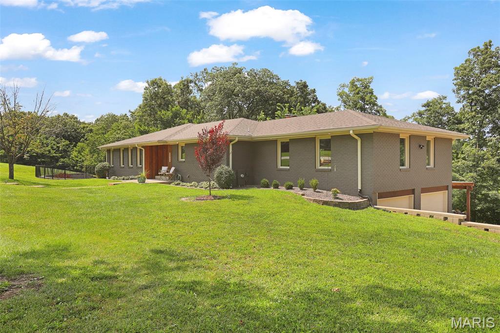 1863 Highway 100 Property Photo 20