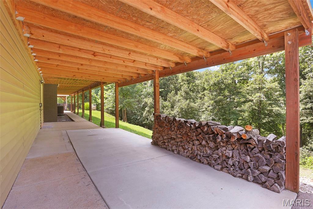 1863 Highway 100 Property Photo 58