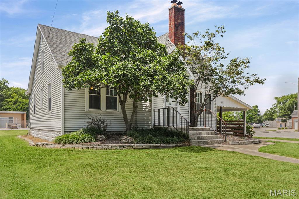 851 11th Street Property Photo 1