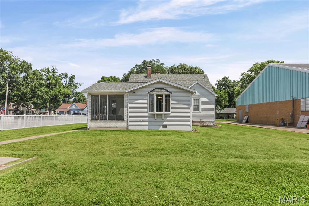 851 11th Street Property Photo 6