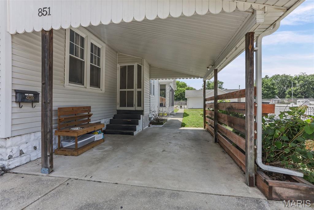 851 11th Street Property Photo 10